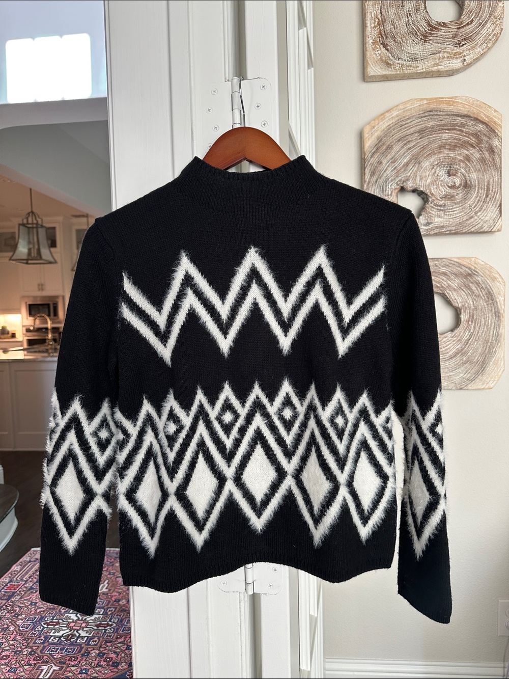Banana republic Black & White Geometric Crewneck Sweater